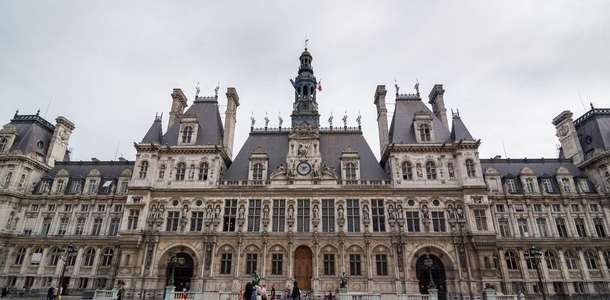 Hotel de Ville’i fotoğraflayın
