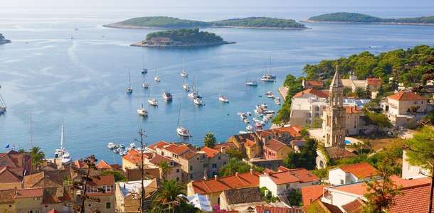 Hvar Adası