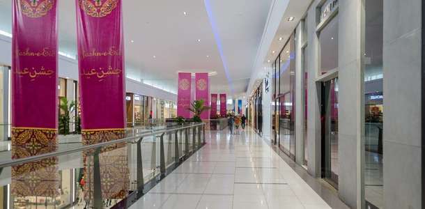 Hyperstar Mall’da ünlü markaların mağazalarını gezin  