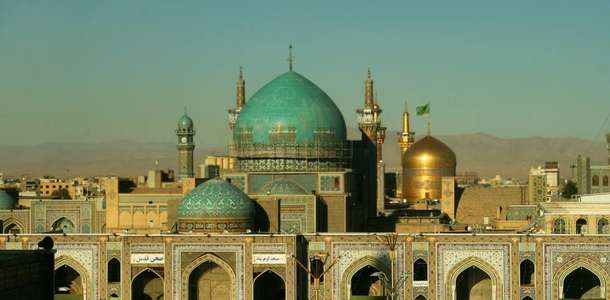 İmam Rıza Türbesi’ni ziyaret edin