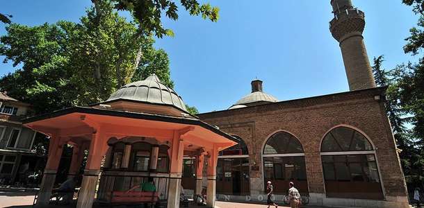 İshak Paşa Külliyesi’nde Osmanlı mirasının izini sürün