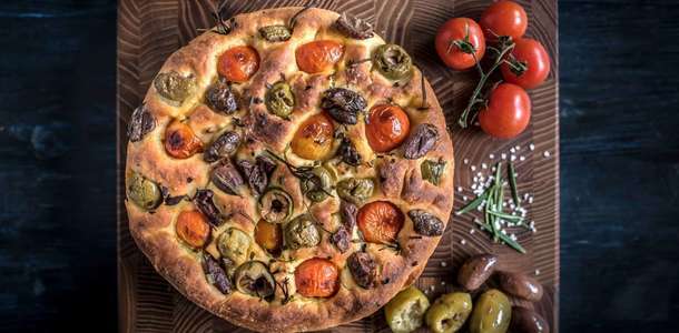 Enfes İtalyan pizzalarını tadın  