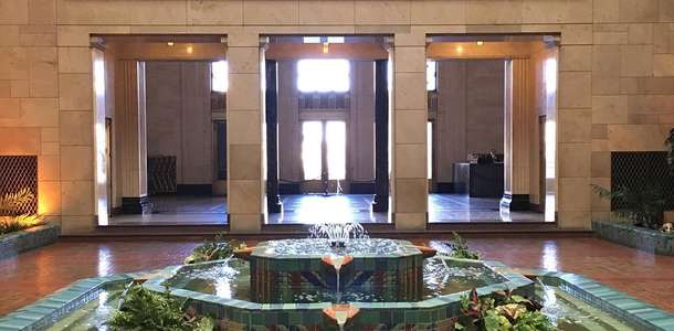 Joslyn Sanat Müzesi’nde sanat turlarına katılın