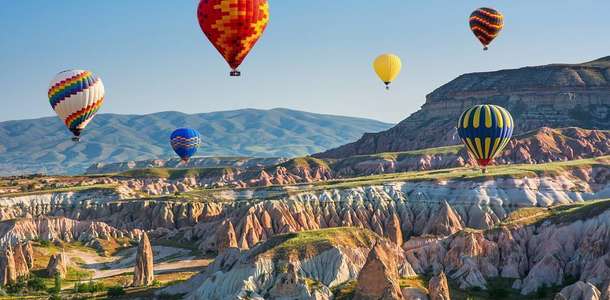 Kapadokya’nın muhteşem manzaralarını seyredin  