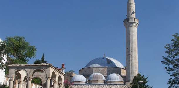 Karagöz Bey Camisi