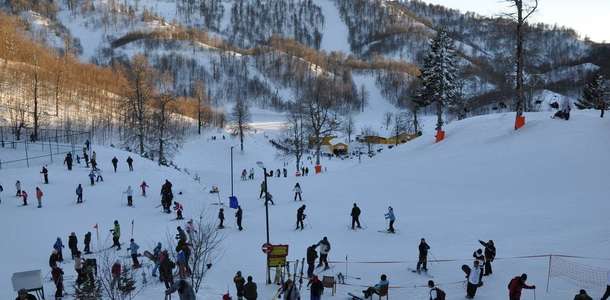Kartepe Kayak Merkezi’nde kayak yapın