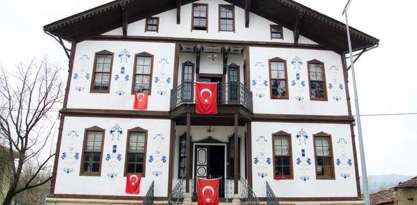 Kastamonu’nun tarihe meydan okuyan konaklarını gezin