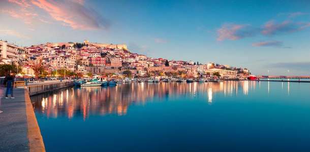 Kavala şehir merkezinde gezintiye çıkın