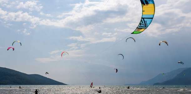 Kitesurf macerasını yaşayın