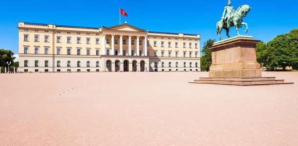 Kraliyet Sarayı’nı fotoğraflayın