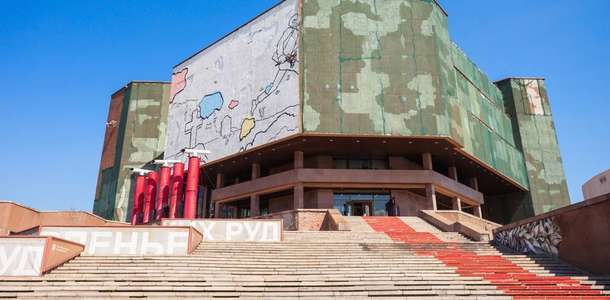 Müzelerinde kentin sanatsal dokusunu öğrenin