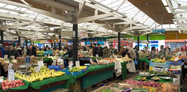 Leicester Market’te alışveriş yapın