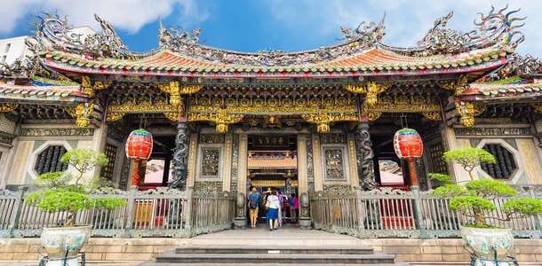 Longshan Tapınağı’na gidin