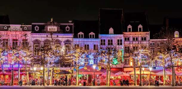 Maastricht gecelerinde eğlencenin tadını çıkarın  