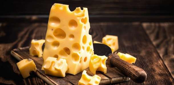 Ülkeye özgü hediyeliklerden alın  