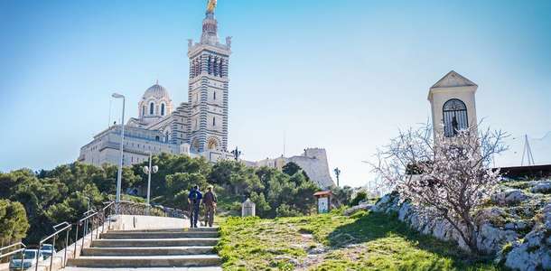 Notre Dame de la Garde Bazilikası’nı görün  