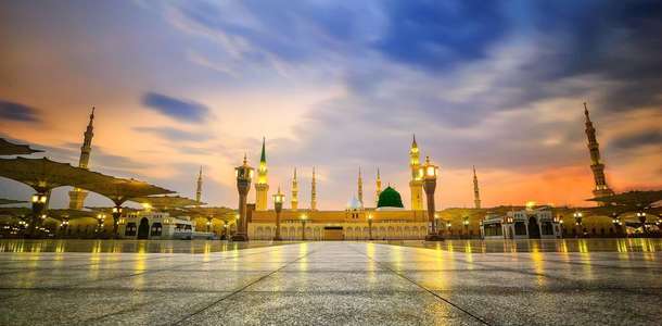 Medine’nin kapılarından geçin 