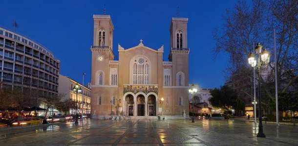 Bizans hazinesi olarak anılan kiliseleri ve konakları ziyaret edin