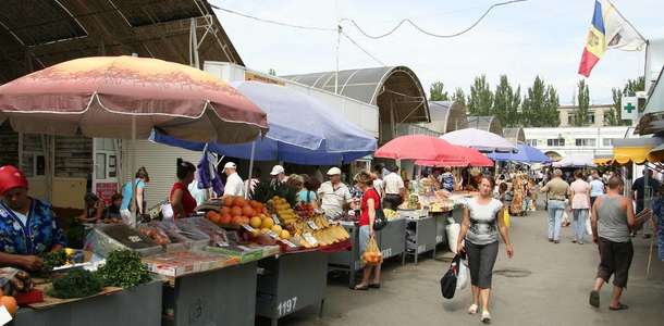 Alışveriş için Central Market’a gidin