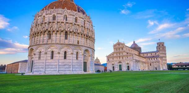 Mucizeler Meydanı ile şehirde turlamaya başlayın  