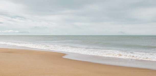 Ninety Mile Beach’te sörf yapın