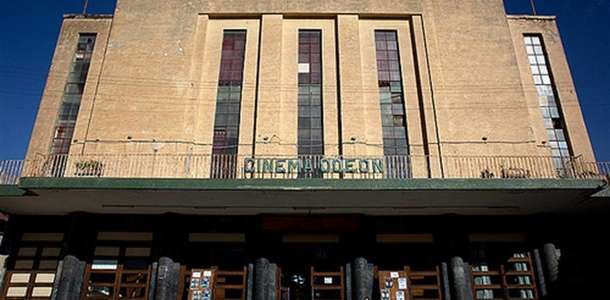 Tarihi Odeon Sineması’na zaman ayırın  