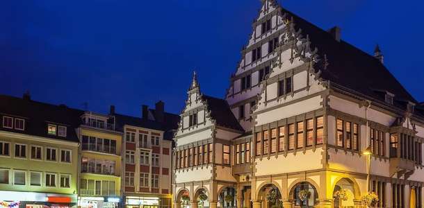 Paderborn’un tarihi sokaklarında dolaşın 