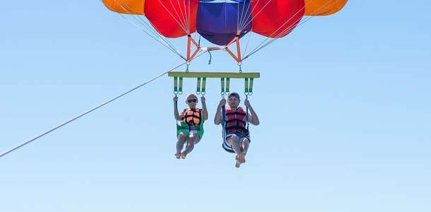 Parasailing ve jet ski safarisi yapın