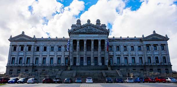 Palacio Legislativo (Parlamento)