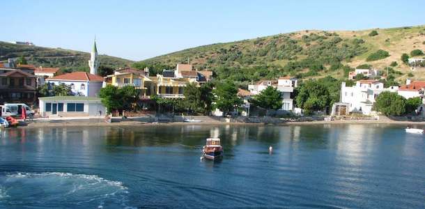 Paşalimanı Adası’nda yürüyüş yapın