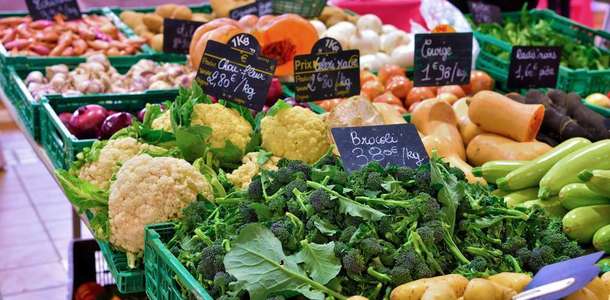 Bakaraa Pazarı’ndan alışveriş yapın  