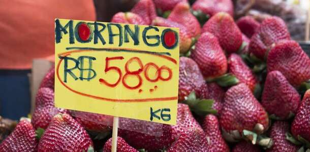 Sao Paulo merkez çarşısında alışveriş yapın 