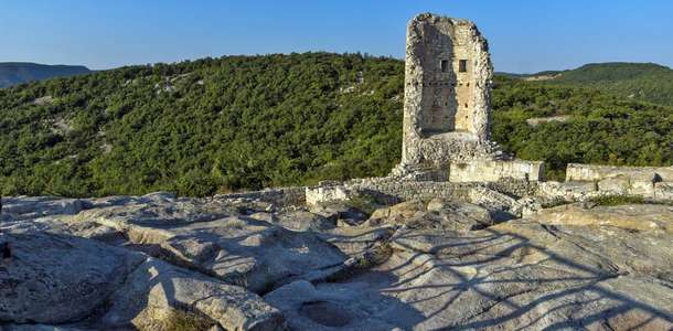 Ortaçağdan kalma antik Perperikon’u ziyaret edin
