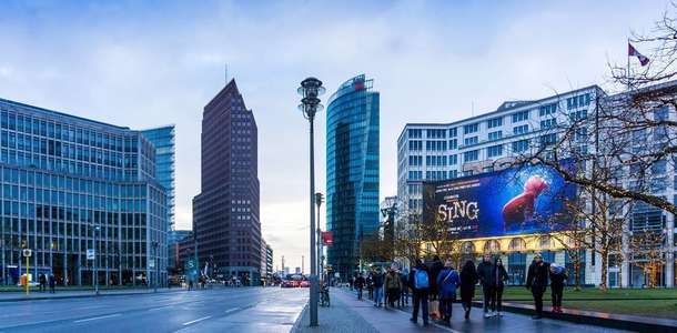 Potsdamer Platz'a gidin