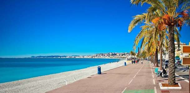 Promenade des Anglais’de yürüyüş yapın