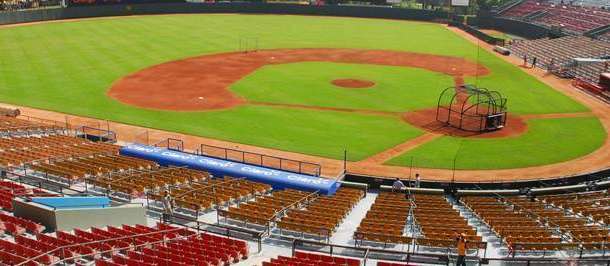 Quisqueya Stadyumu’nda maç izleyin