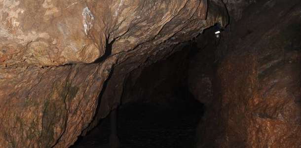 Gizemli mağaralarına girin