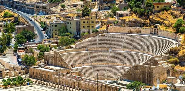 Roma Antik Tiyatrosu