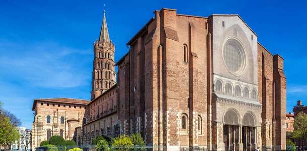 Saint Sernin Bazilikası'nı görün