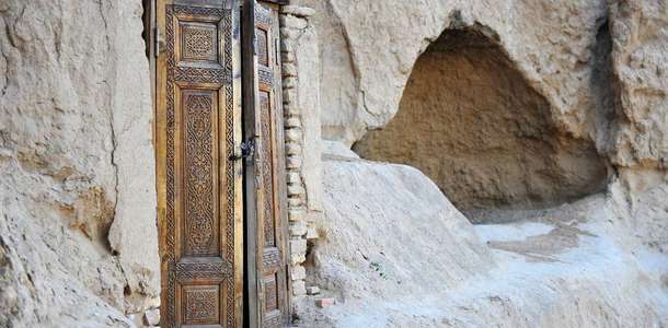 St. Daniel’in mezarını ziyaret edin  