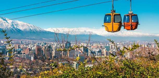Şehre bir de San Cristobal Tepesi’nden bakın 