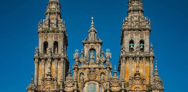 Santiago Katedrali’nin muazzam güzelliği ile büyülenin  