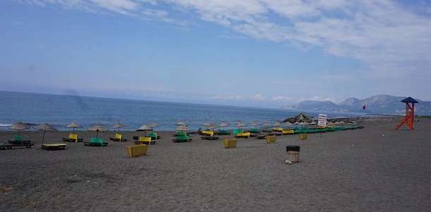 Sarıgerme Plajı’ndan denize girin  
