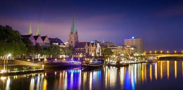Schlachte Embankment’te gezinin 