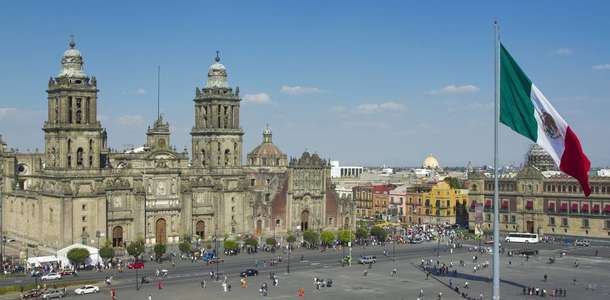 Historic Center & Zocalo’yu keşfe çıkın