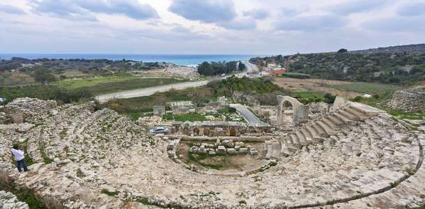 Sebaste Antik Kenti’nde ünlü Yunanlı tarihçi Strabon’u yad edin
