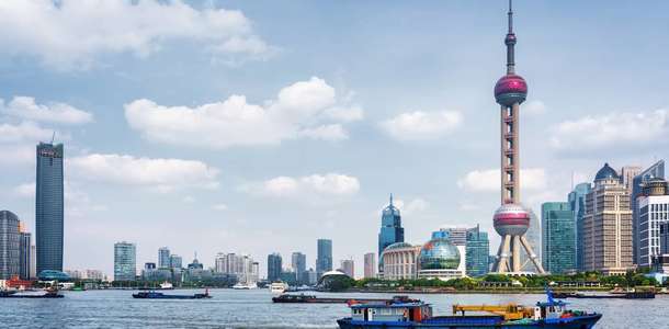 Pearl Tower'da hız trenine binin