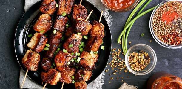 Shymkent usulü Shashlik'i deneyin 