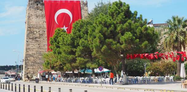 Sinop Kalesi'nde tarihi keşfedin