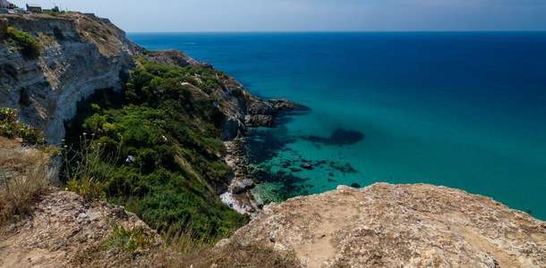 Fiolent Burnu'nun muhteşem manzarasını seyredalın 
